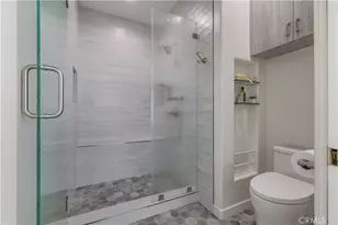 10452 Lindbrook Dr, Los Angeles, CA 90024 - Photo 36