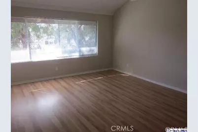 9542 Via Venezia, Burbank, CA 91504 - Photo 12
