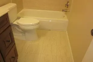 9542 Via Venezia, Burbank, CA 91504 - Photo 14