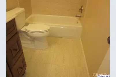 9542 Via Venezia, Burbank, CA 91504 - Photo 16