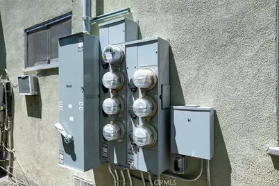 15445 Vanowen Street, Van Nuys, CA 91406 - Photo 16