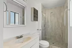 14715 Saticoy St, Van Nuys, CA 91405 - Photo 26