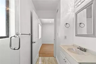 14715 Saticoy St, Van Nuys, CA 91405 - Photo 28