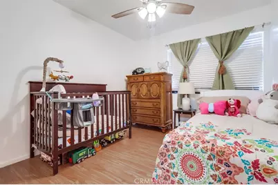 10435 Newhome Avenue #7, Sunland, CA 91040 - Photo 32