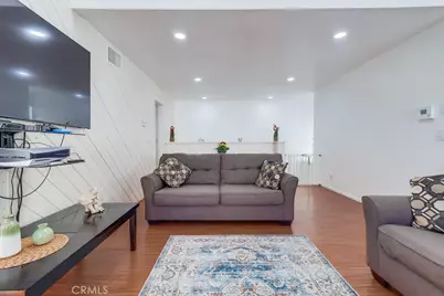 10435 Newhome Avenue #7, Sunland, CA 91040 - Photo 4