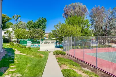 10435 Newhome Avenue #7, Sunland, CA 91040 - Photo 50