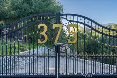 375 Berkshire Avenue, La Canada Flintridge, CA 91011 - Photo 2