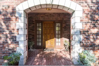 375 Berkshire Avenue, La Canada Flintridge, CA 91011 - Photo 6