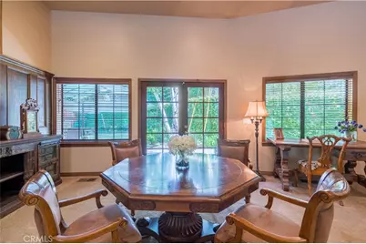 375 Berkshire Avenue, La Canada Flintridge, CA 91011 - Photo 20