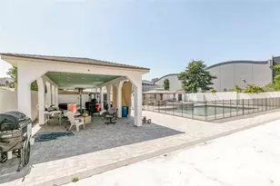 11024 Peoria St, Los Angeles, CA 91352 - Photo 26