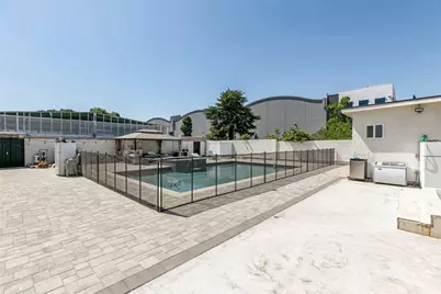 11024 Peoria Street, Los Angeles, CA 91352 - Photo 20