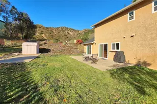 14047 Simshaw Ave, Sylmar, CA 91342 - Photo 30