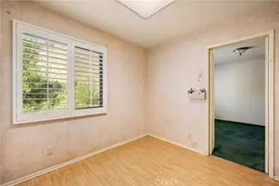 9555 Via Venezia, Burbank, CA 91504 - Photo 12