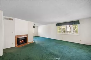 9555 Via Venezia, Burbank, CA 91504 - Photo 4