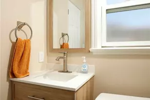 10529 Mt Gleason Ave, Sunland, CA 91040 - Photo 14