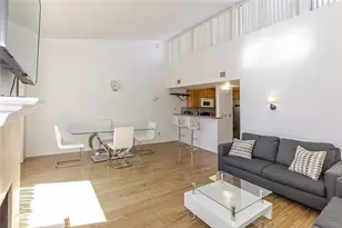 5325 Newcastle Ave, Encino, CA 91316 - Photo 4