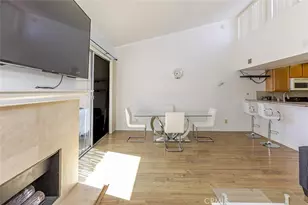 5325 Newcastle Ave, Encino, CA 91316 - Photo 8