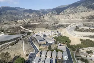 14071 Fenton Ln, Sylmar, CA 91342 - Photo 10