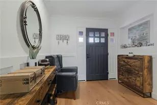 2528 N Orchard Dr, Burbank, CA 91504 - Photo 12