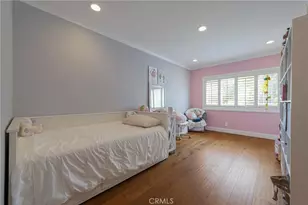 2528 N Orchard Dr, Burbank, CA 91504 - Photo 28