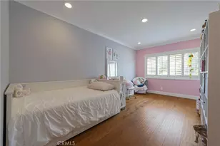 2528 N Orchard Dr, Burbank, CA 91504 - Photo 28