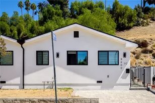 8600 Bluffdale Dr, Los Angeles, CA 91352 - Photo 34