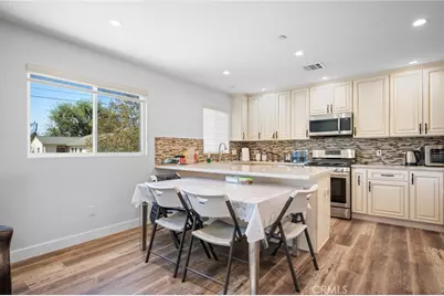 8600 Bluffdale Drive, Los Angeles, CA 91352 - Photo 40