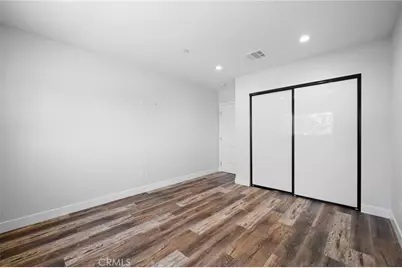 8600 Bluffdale Drive, Los Angeles, CA 91352 - Photo 20