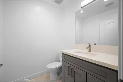 8600 Bluffdale Drive, Los Angeles, CA 91352 - Photo 24