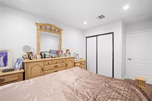 8600 Bluffdale Dr, Los Angeles, CA 91352 - Photo 48