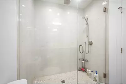 8600 Bluffdale Drive, Los Angeles, CA 91352 - Photo 46