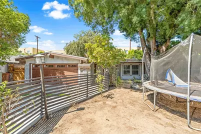 23151 Bigler Street, Woodland Hills, CA 91364 - Photo 52