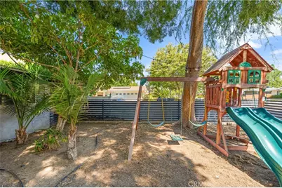 23151 Bigler Street, Woodland Hills, CA 91364 - Photo 54