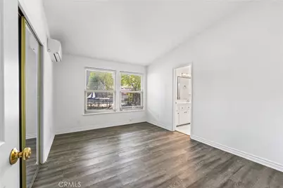 23151 Bigler Street, Woodland Hills, CA 91364 - Photo 34