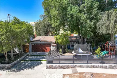 23151 Bigler Street, Woodland Hills, CA 91364 - Photo 58