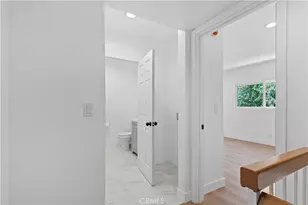 9019 Cedros Ave, Panorama City, CA 91402 - Photo 26