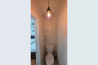 6637 Capps Avenue, Reseda, CA 91335 - Photo 18