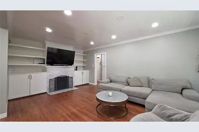 6637 Capps Avenue, Reseda, CA 91335 - Photo 6