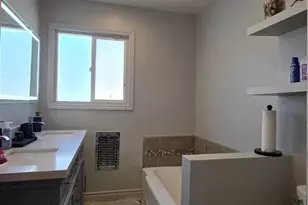 6637 Capps Ave, Reseda, CA 91335 - Photo 14