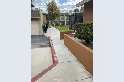 1025 1025 N Tippecanoe Avenue #125, San Bernardino, CA 92410 - Photo 2