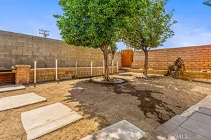 19230 Nearbrook St, Canyon Country, CA 91351 - Photo 32