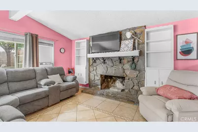 19230 Nearbrook Street, Canyon Country, CA 91351 - Photo 10