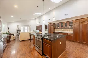 7449 7451 Alabama Ave, Canoga Park, CA 91303 - Photo 10