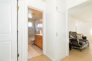 1748 N Kenmore Ave, Los Angeles, CA 90027 - Photo 14