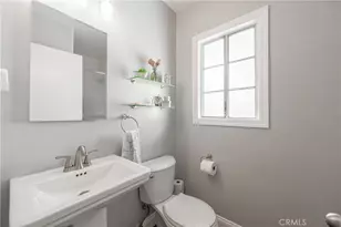 15815 Bassett St, Lake Balboa, CA 91406 - Photo 6