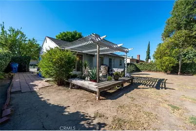 15815 Bassett Street, Lake Balboa, CA 91406 - Photo 14