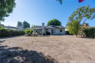 15815 Bassett St, Lake Balboa, CA 91406 - Photo 12