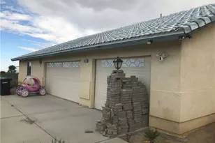 11533 Mountain, Pinon Hills, CA 92372 - Photo 2