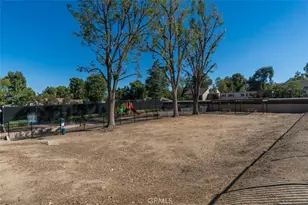 25811 Tournament, Valencia, CA 91355 - Photo 34