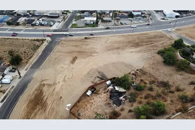 18661 5th, Bloomington, CA 92316 - Photo 6